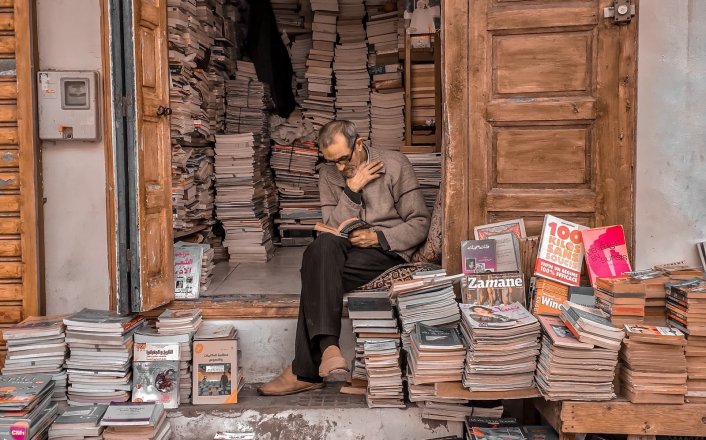 class="post-card__img"